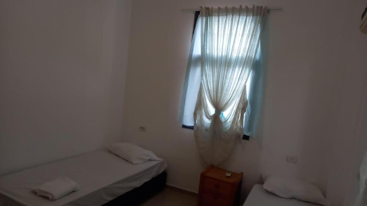 פינה שקטה דקה הליכה לכנרת והטיילת Apartman Tiberias Kültér fotó